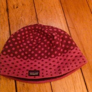 Used Patagonia kids beanie